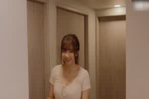 沉溺偷情的淫乱姐妹 绿帽老公怒操小姨子-麻豆社  背景图片