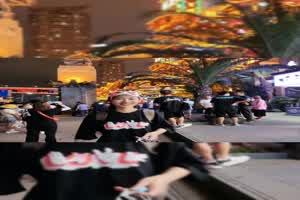 【反差母狗】曝光南京骚母狗老师  背景图片