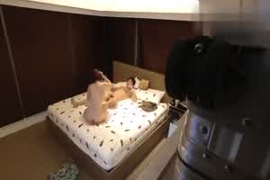 Vol.5 新婚 新郎把新娘跟姐夫偷情的视频发出来了  背景图片