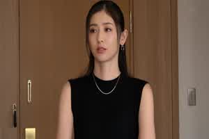 AI明星换脸「佟丽娅」绝美女明星的黑丝美腿诱惑  背景图片