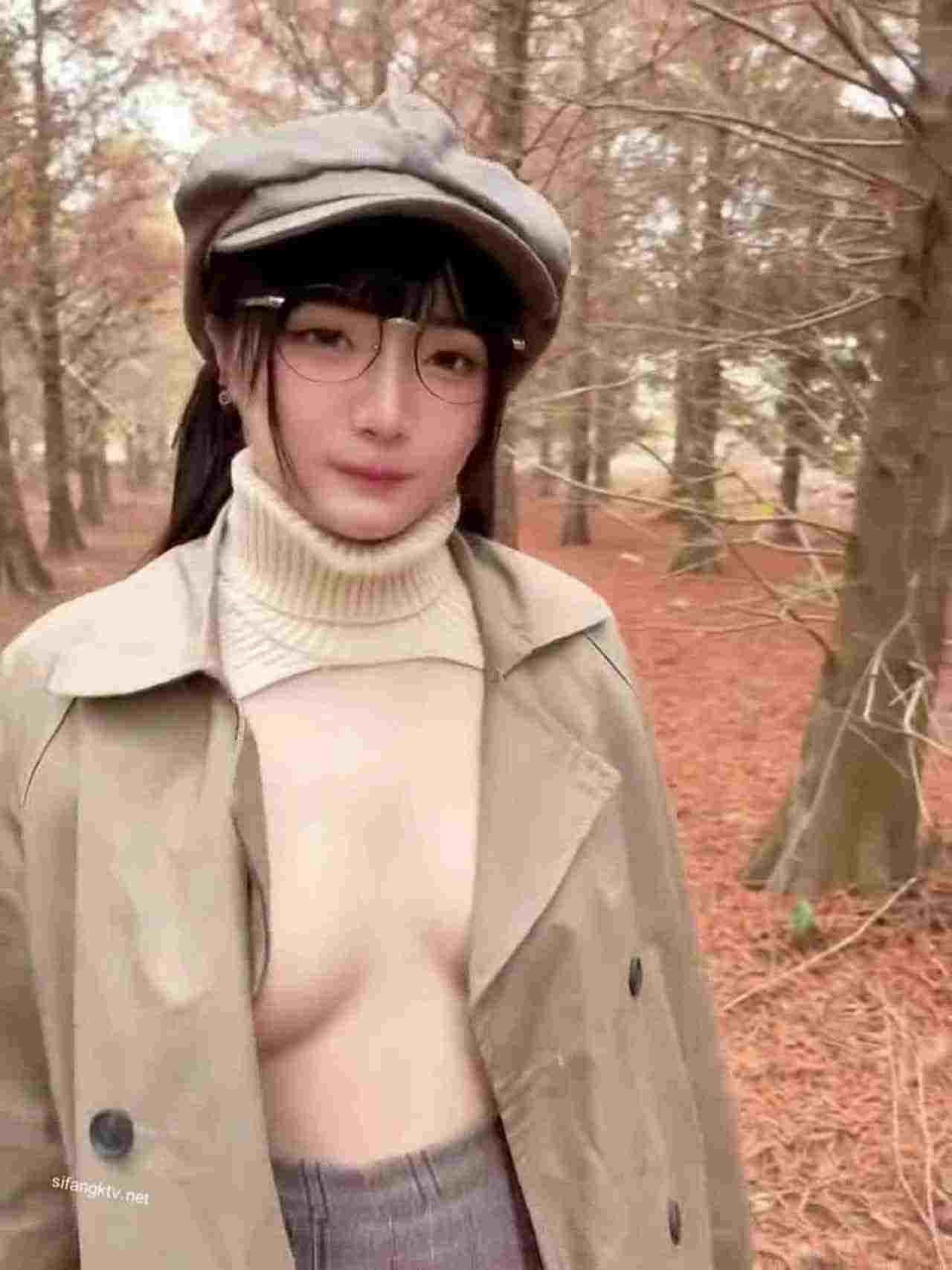  男友视角 网红小姐姐露两例落羽杉 的剧照1