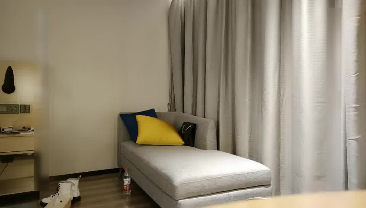  极品外围女神，吹拉弹唱样样精通，啊想要哥哥的大鸡巴，好爽不要，你这么猛啊，原来你腹肌是这么练出来的！ 的剧照9