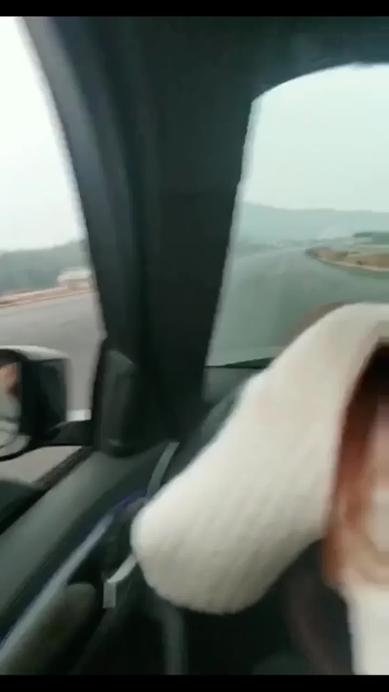  坐我鸡吧上开我的宝马7系 的剧照2