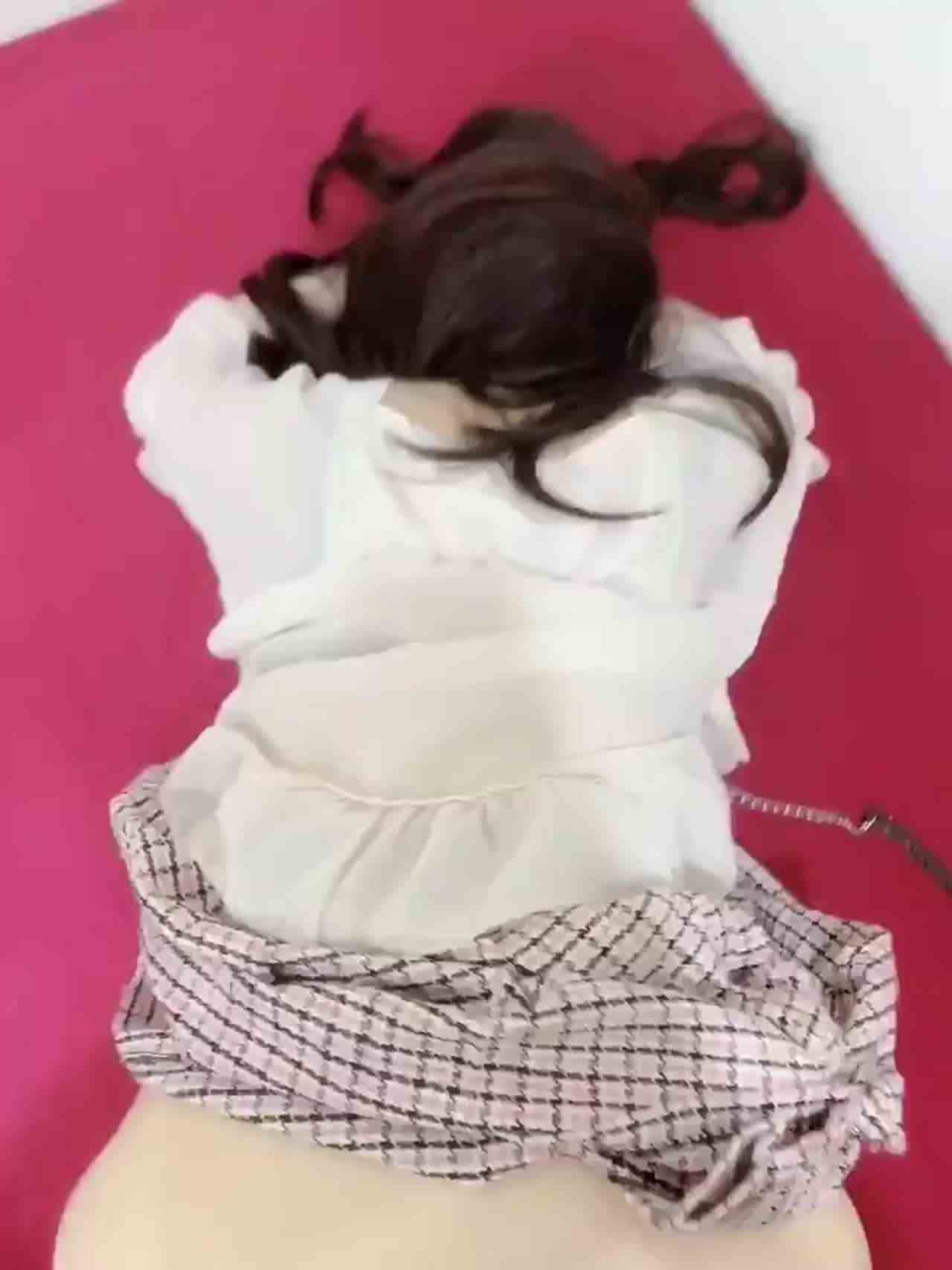  风流小哥到处找妹子抽插 的剧照8