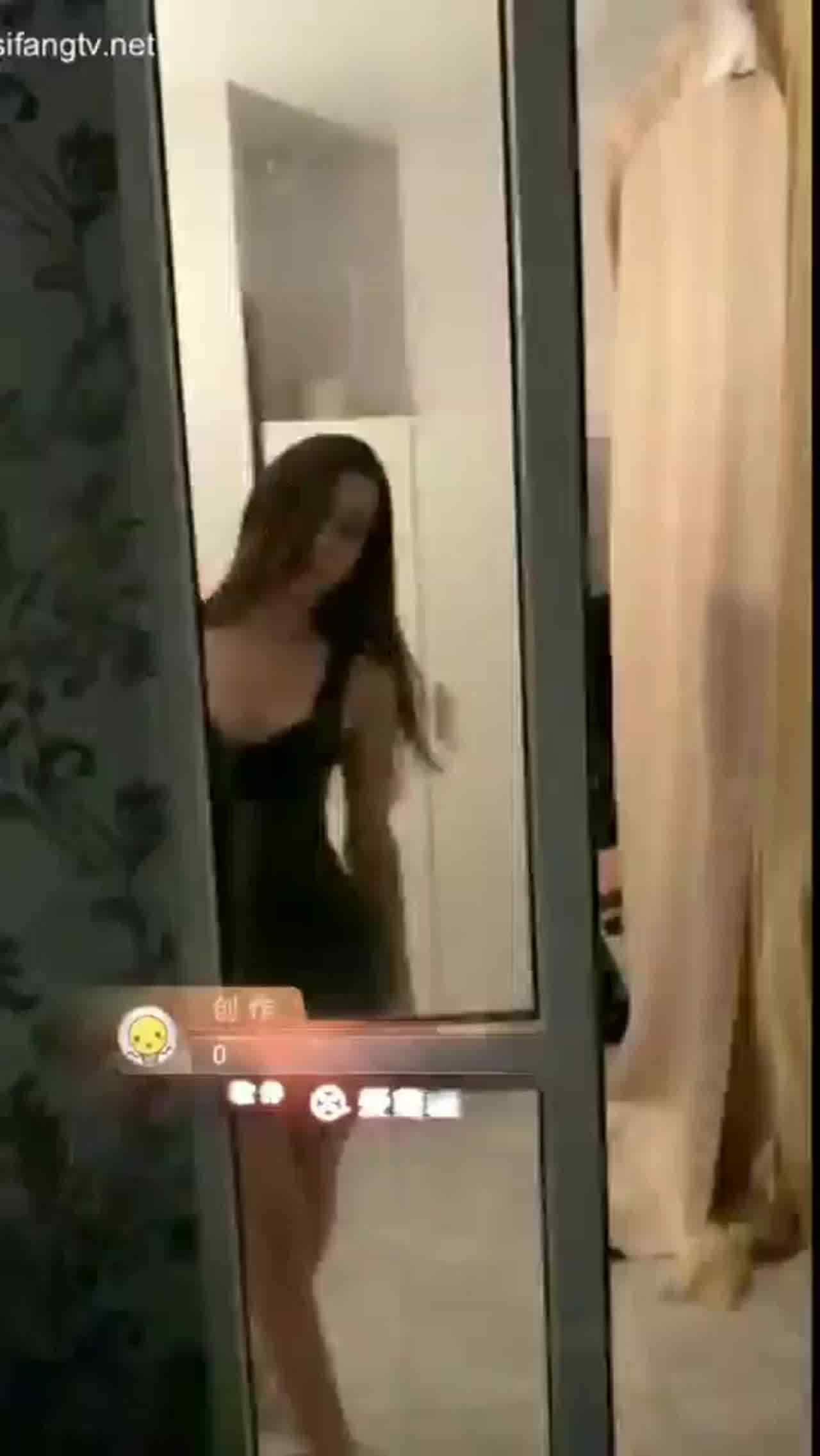  混血网红性爱合辑 下 的剧照10