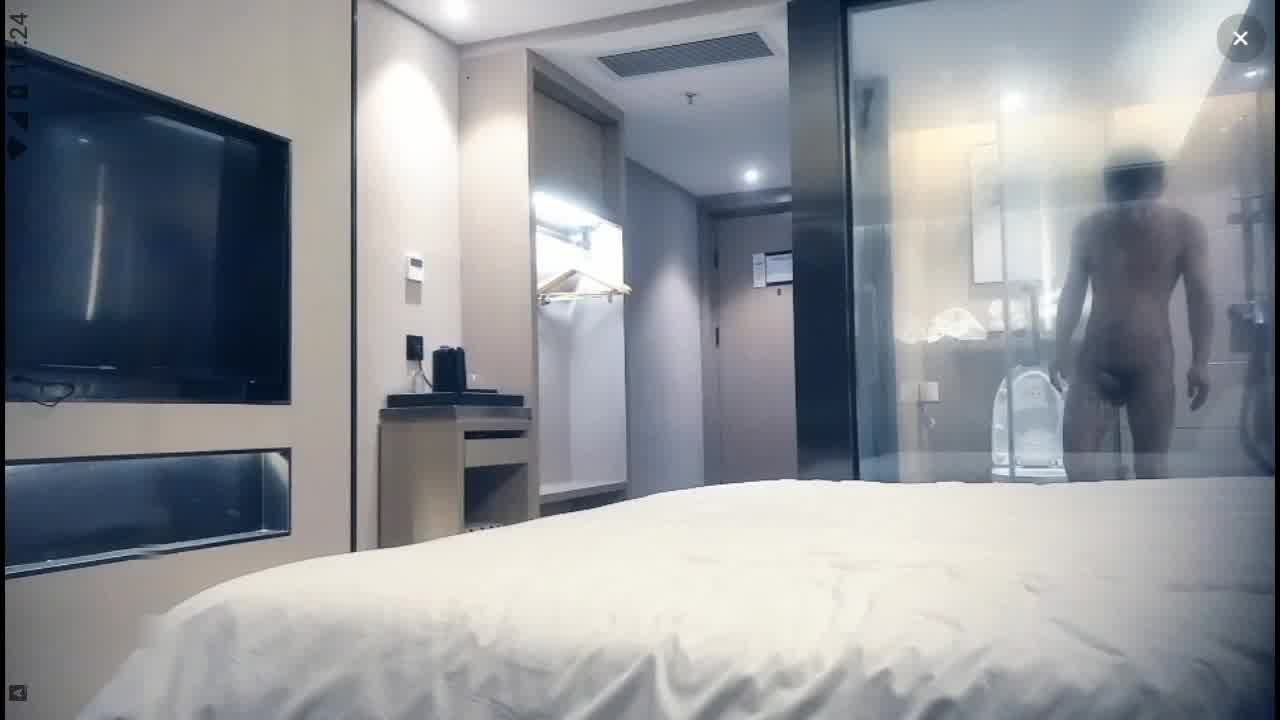  这个眼镜妹是云南的大学生，到深圳捞金的，在深圳待了3天被干了3天，一共操了6场完整版第三场 的剧照2