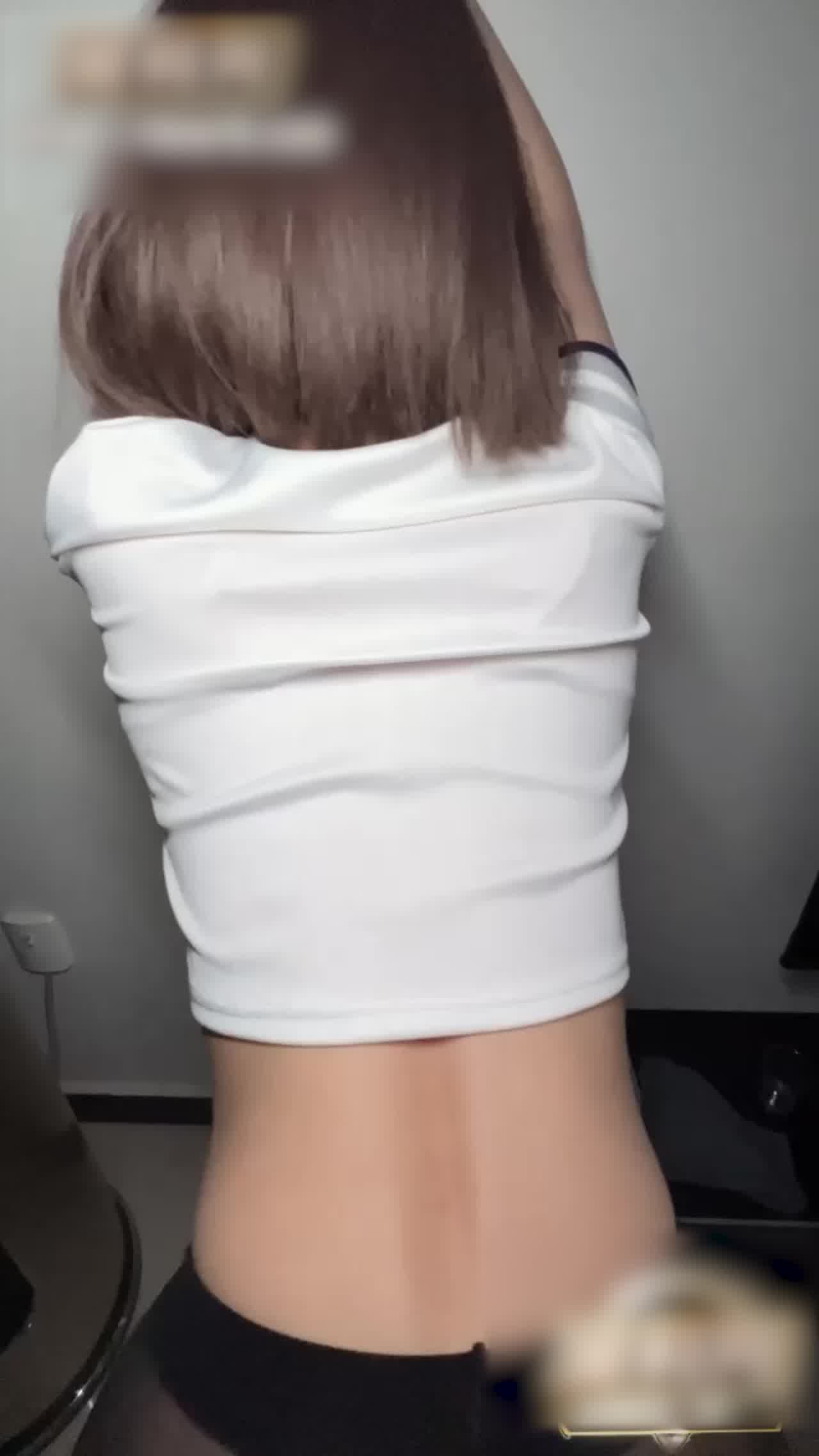  抖音50万粉丝网红 白龙猫女 微密圈付费福利合集 妩媚眼神极限诱惑 的剧照10