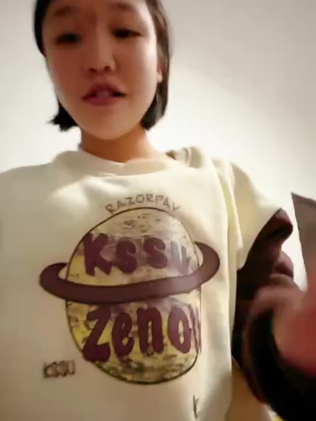  猛插肥穴被娇喘勾引到直接内射 的剧照4