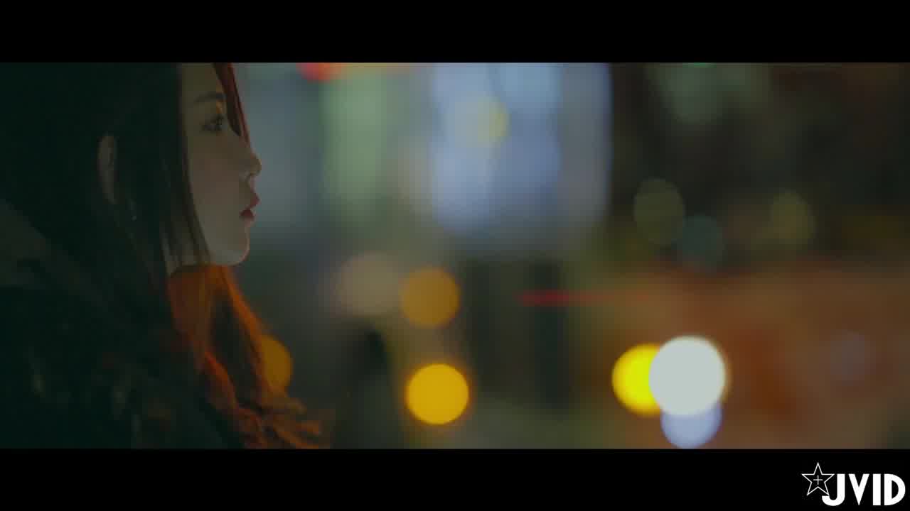  jvid 美乳女神肉包 性爱gber叫车性体验 的剧照1