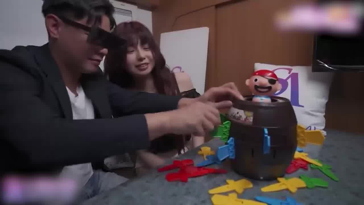  SA国际传媒 乐奈子 跟着女优车震趣 野柳篇 的剧照3