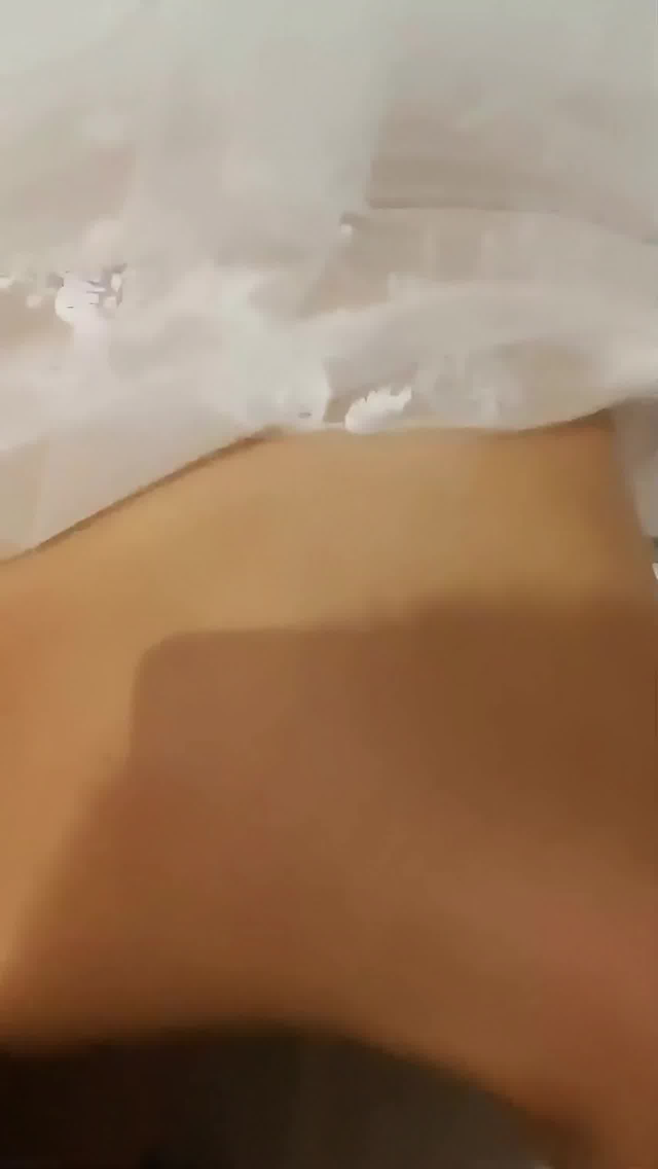  新娘婚礼当天被前男友啪啪 的剧照5