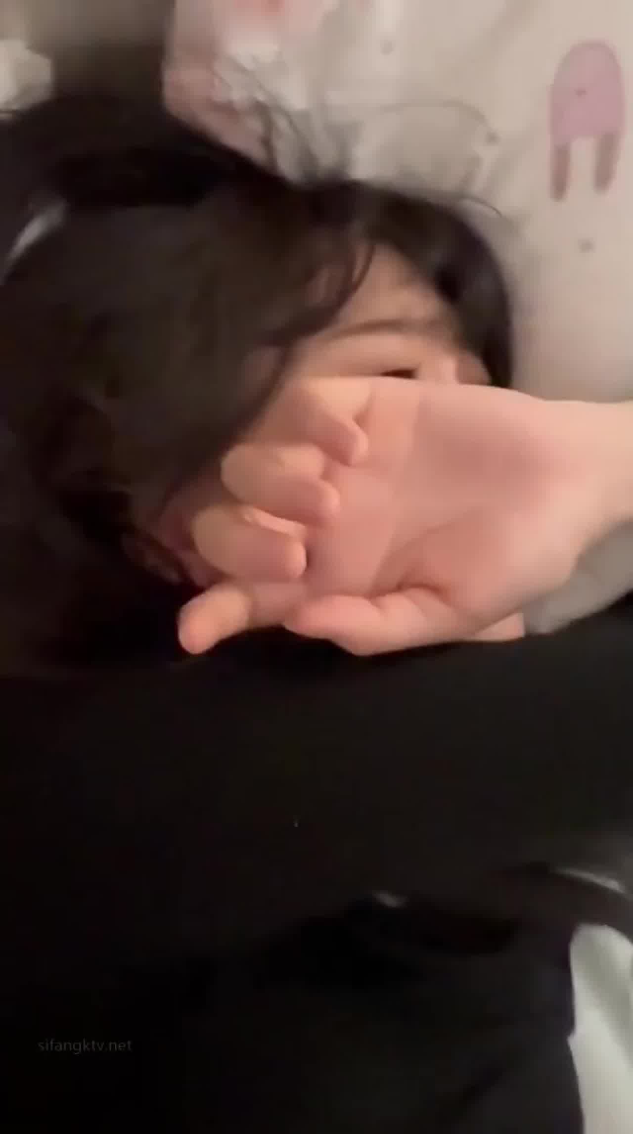  操哭极品小表妹 的剧照3