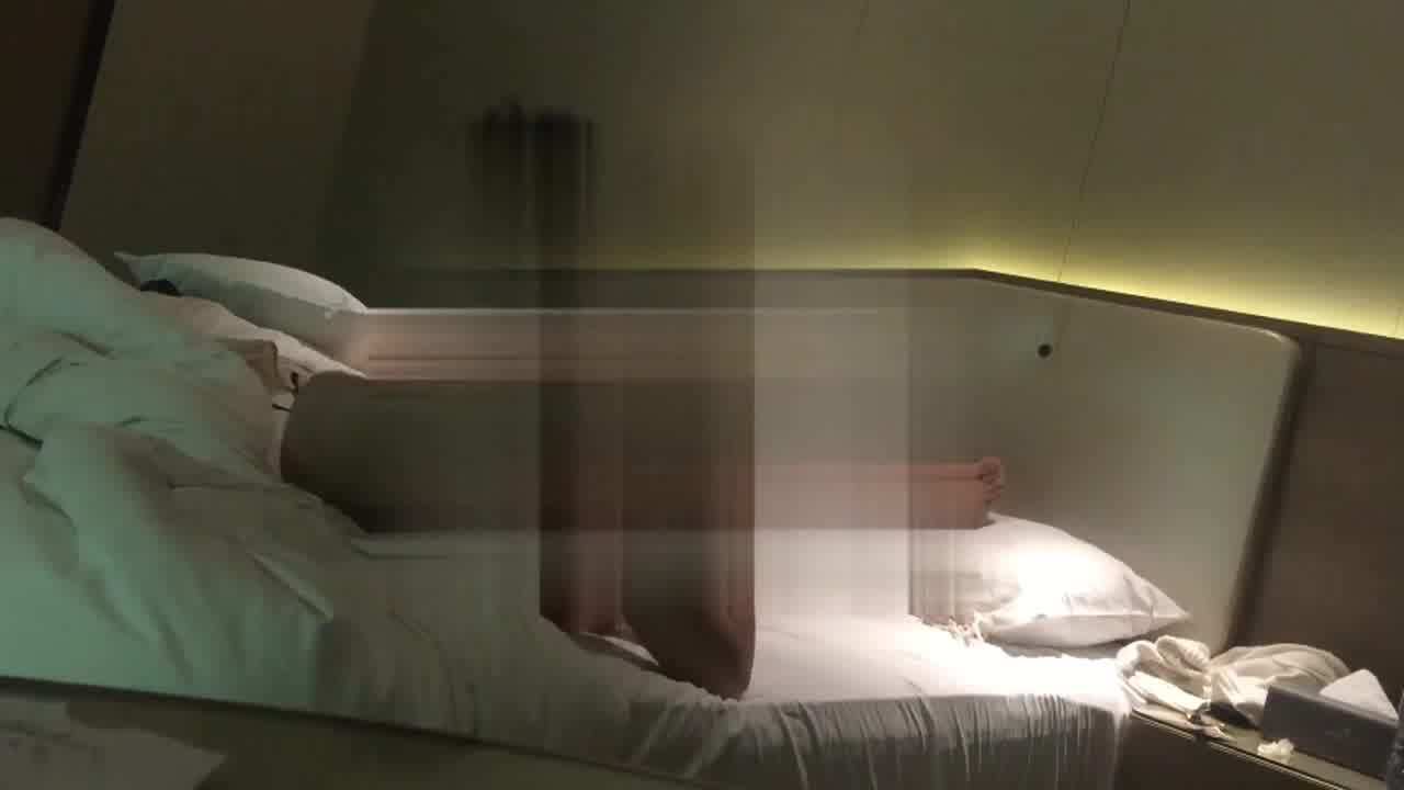  约炮心仪已久同事小姐姐，还拍性爱视频，真是人生的福气 的剧照2